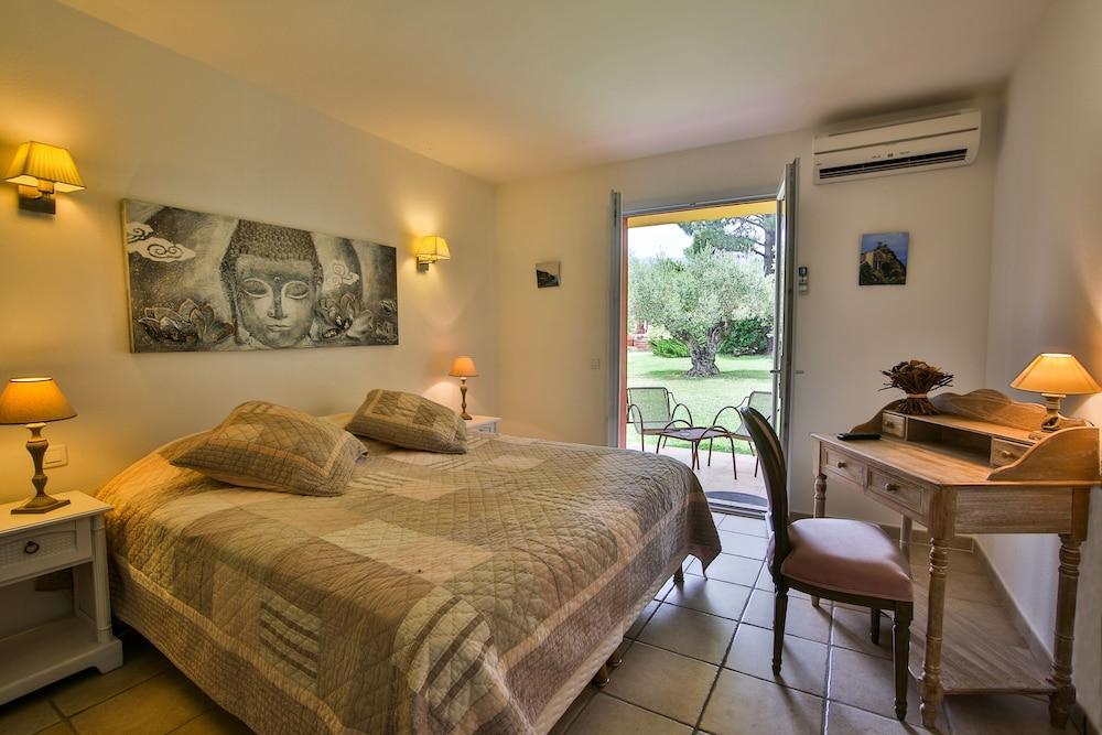 Hotel Du Pont De L'Oso Lecci Exteriör bild